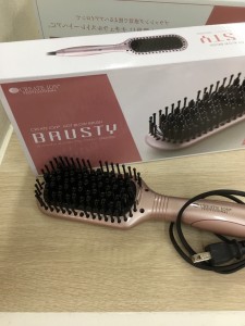 話題のストレートブラシ